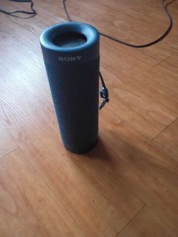 Sony SBS-XB23 Portable  Bluetooth Wireless Stereo Speaker.