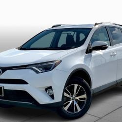 TOYOTA RAV 4 XLE  2016