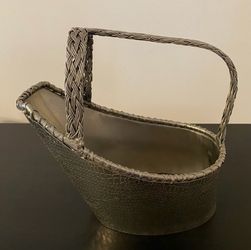 Vintage wine bottle holder