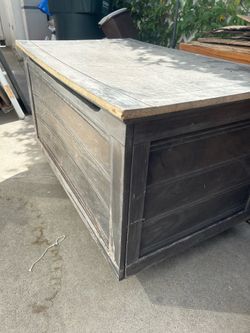 Outdoor storage cabinet free