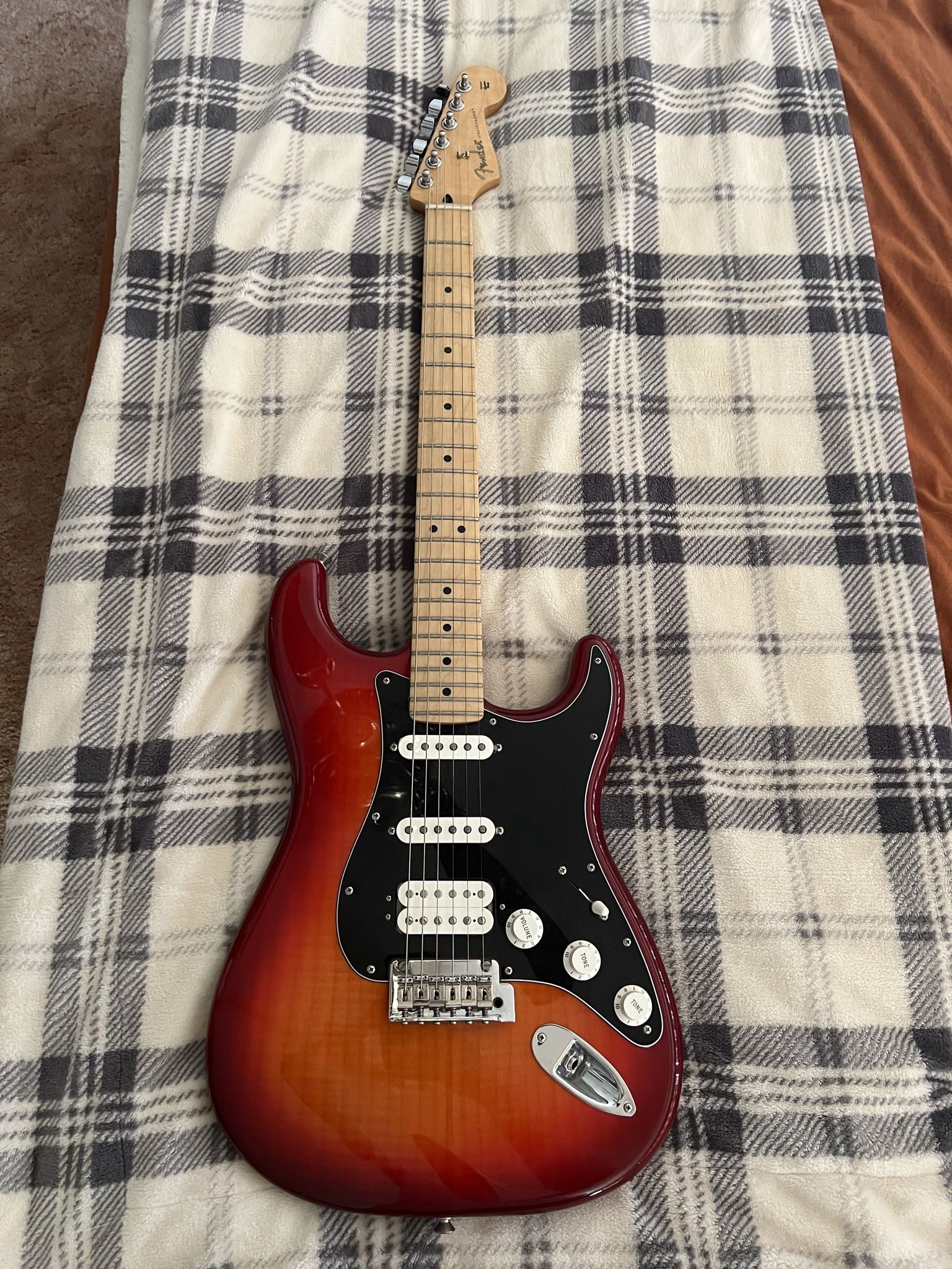 Fender Player Stratocaster HSS Plus