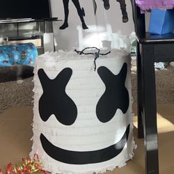 Marshmello Fortnite Piñata 