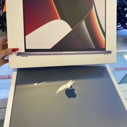 MacBook Pro 16” 16/512GB 2021 > Finance For $50 Down Payment