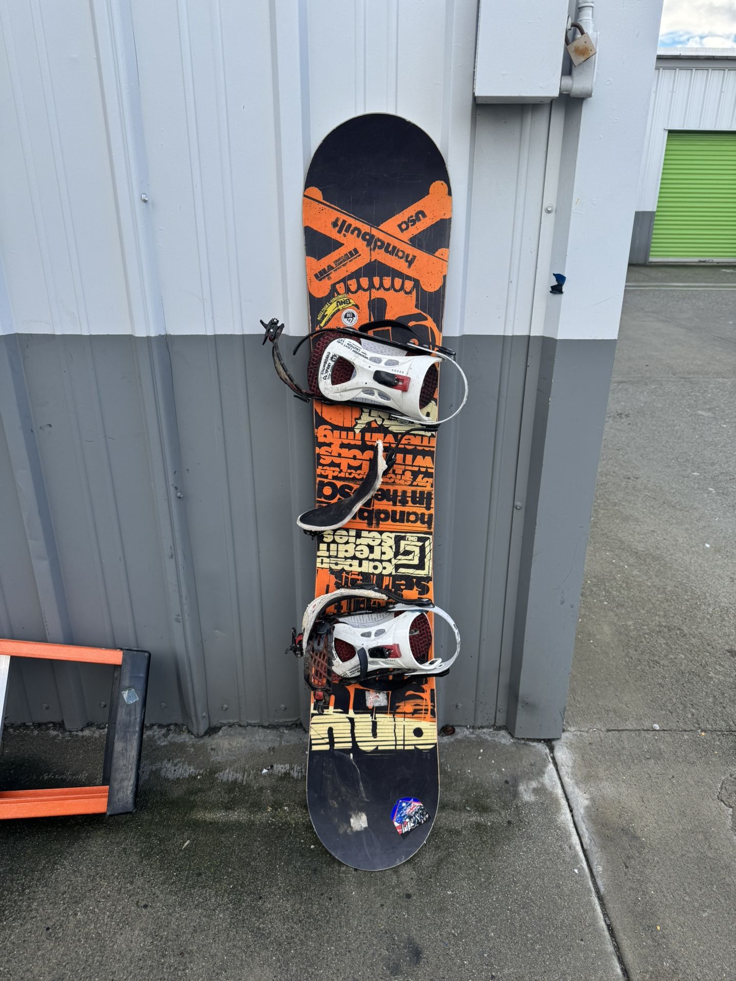 GNU Carbon Credit Snowboard – Hand Built in the USA – All-Mountain Freestyle