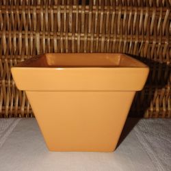 ORANGE SQUARE CERAMIC FLOWER POT