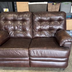 Sofas  Recliners  