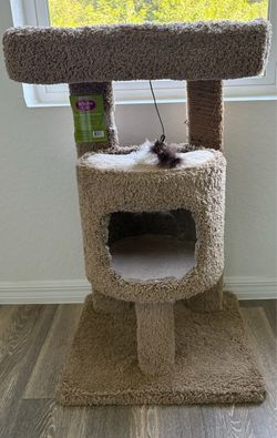 Every Yay Lookout Loft Diner & Condo 20" x 21" x 37" Cat Tree with Carpet