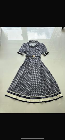 Dress small maxi