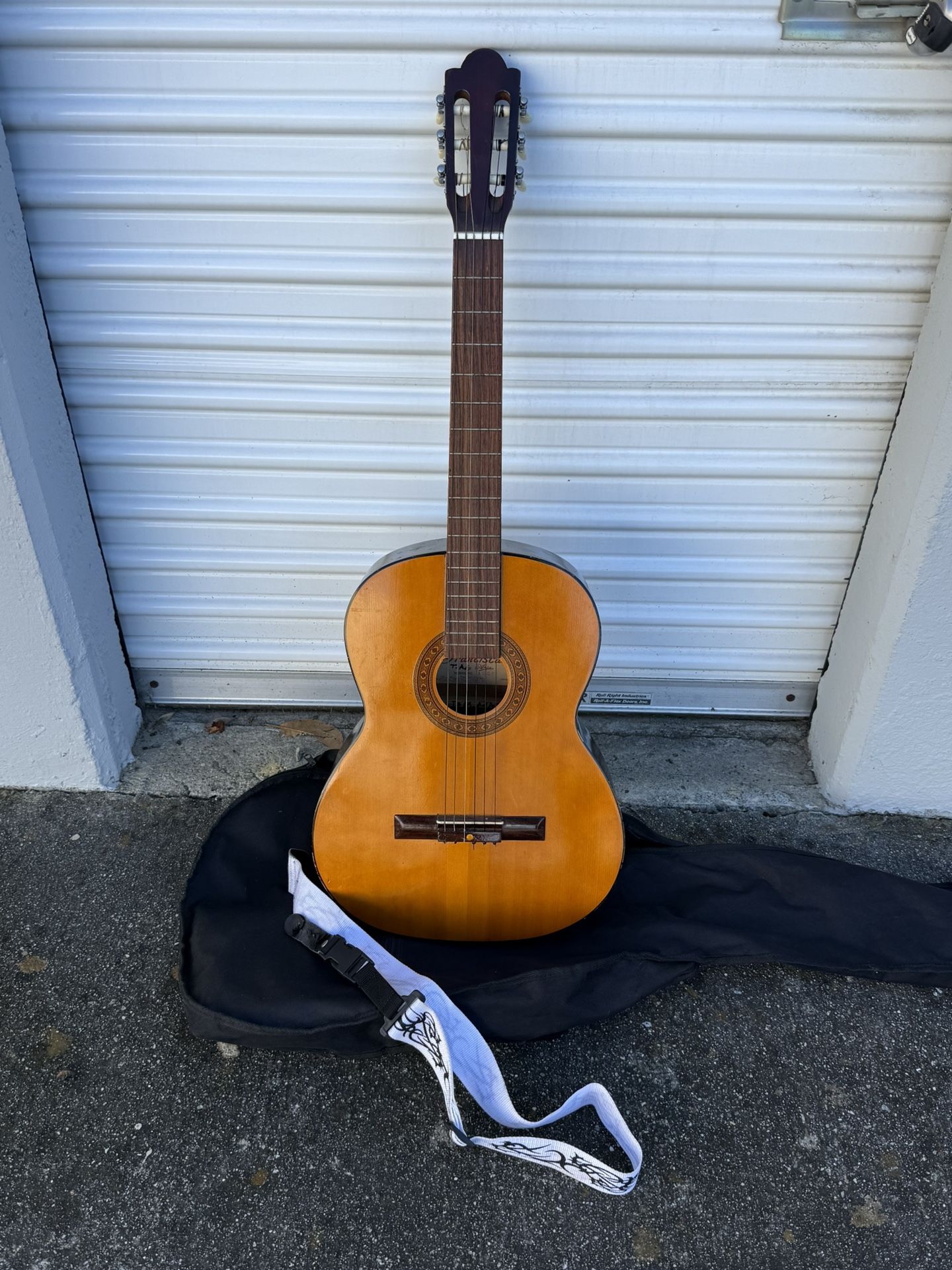 Acoustic Classic Guitar Made In Japan