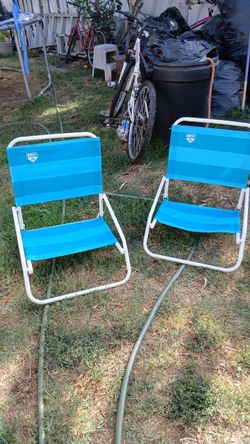 Two Quest folding/beach chairs
