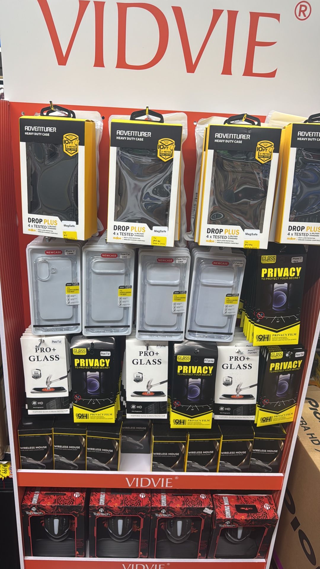 iPhone 17 Pro Max. Cases