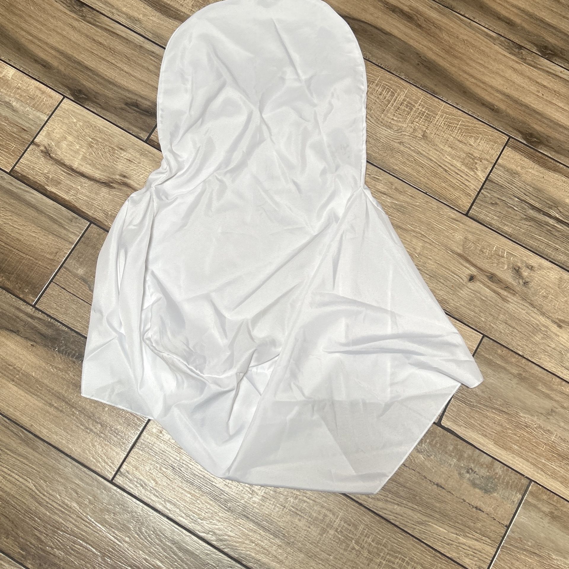 30 Chair Covers