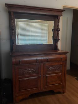 Mirror Backed Sideboard/ Buffet