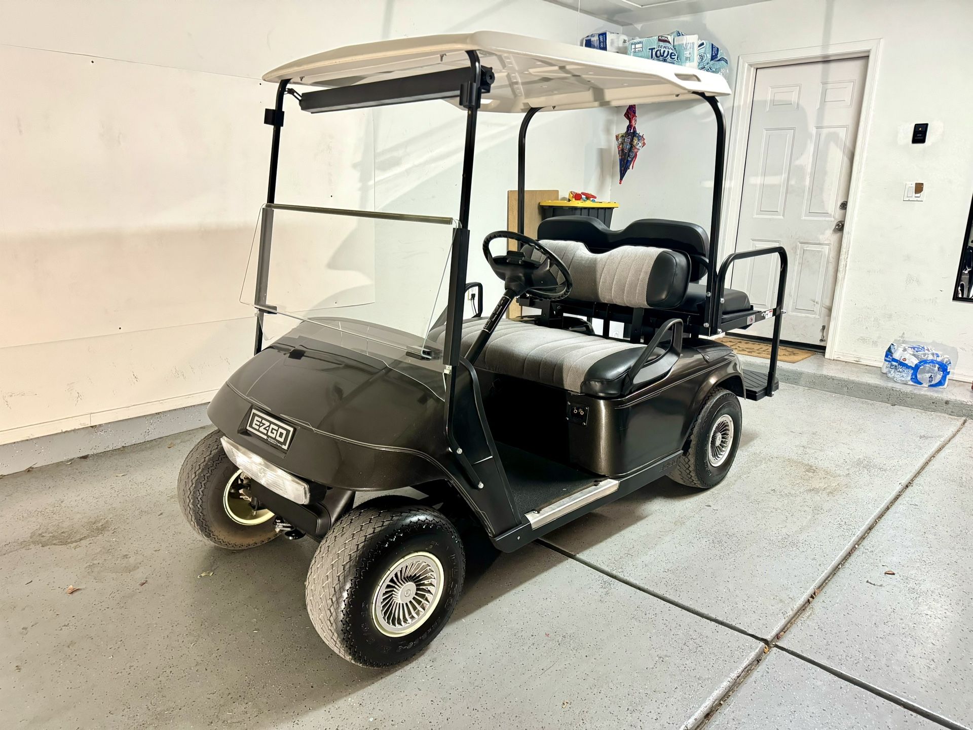 EZ GO TXT 36V 4 Seat Golf Cart CLEAN!!!