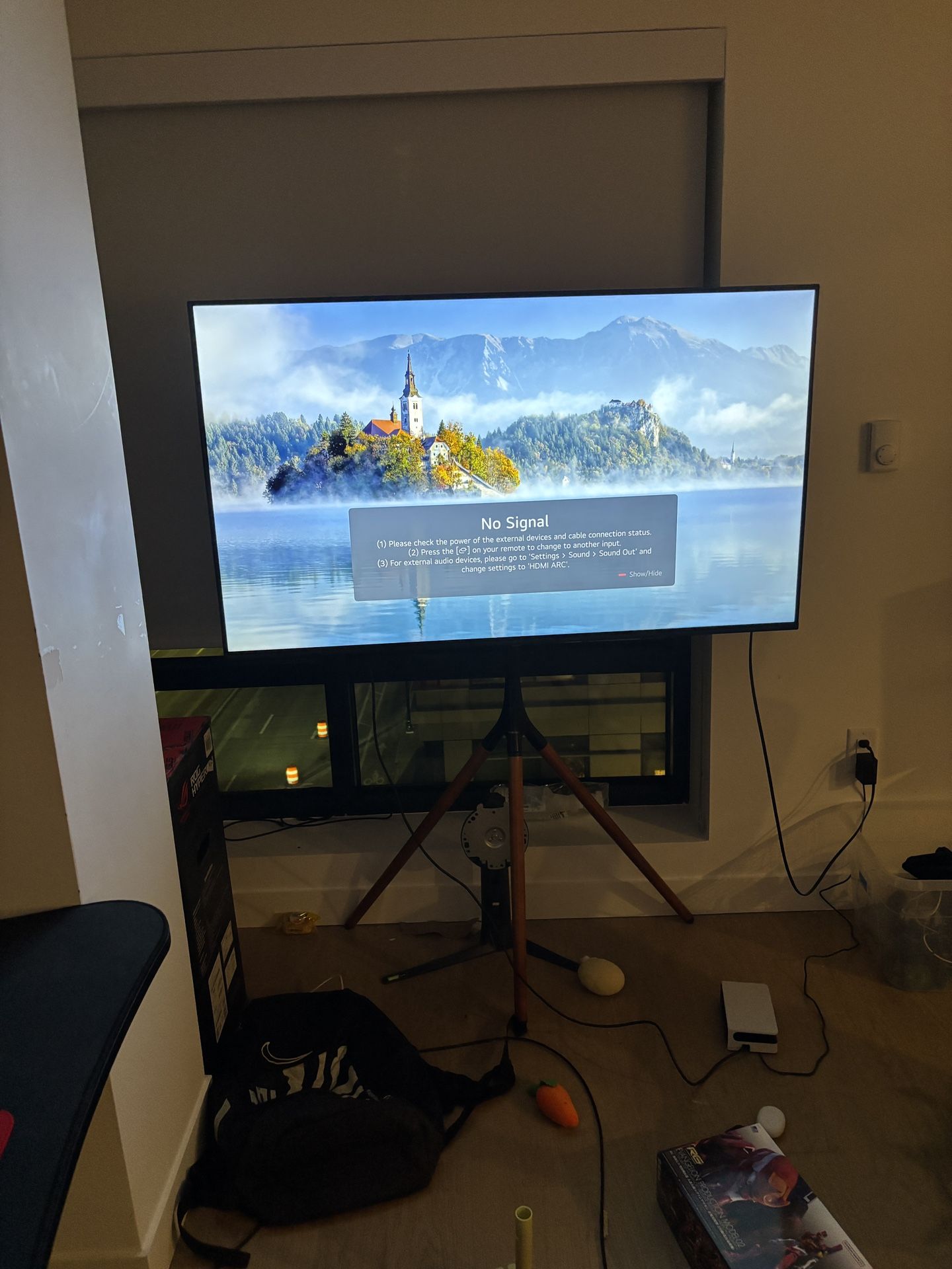 LG 55UQ7570PUJ 55 Inch 4K UHD Smart webOS TV With Stand