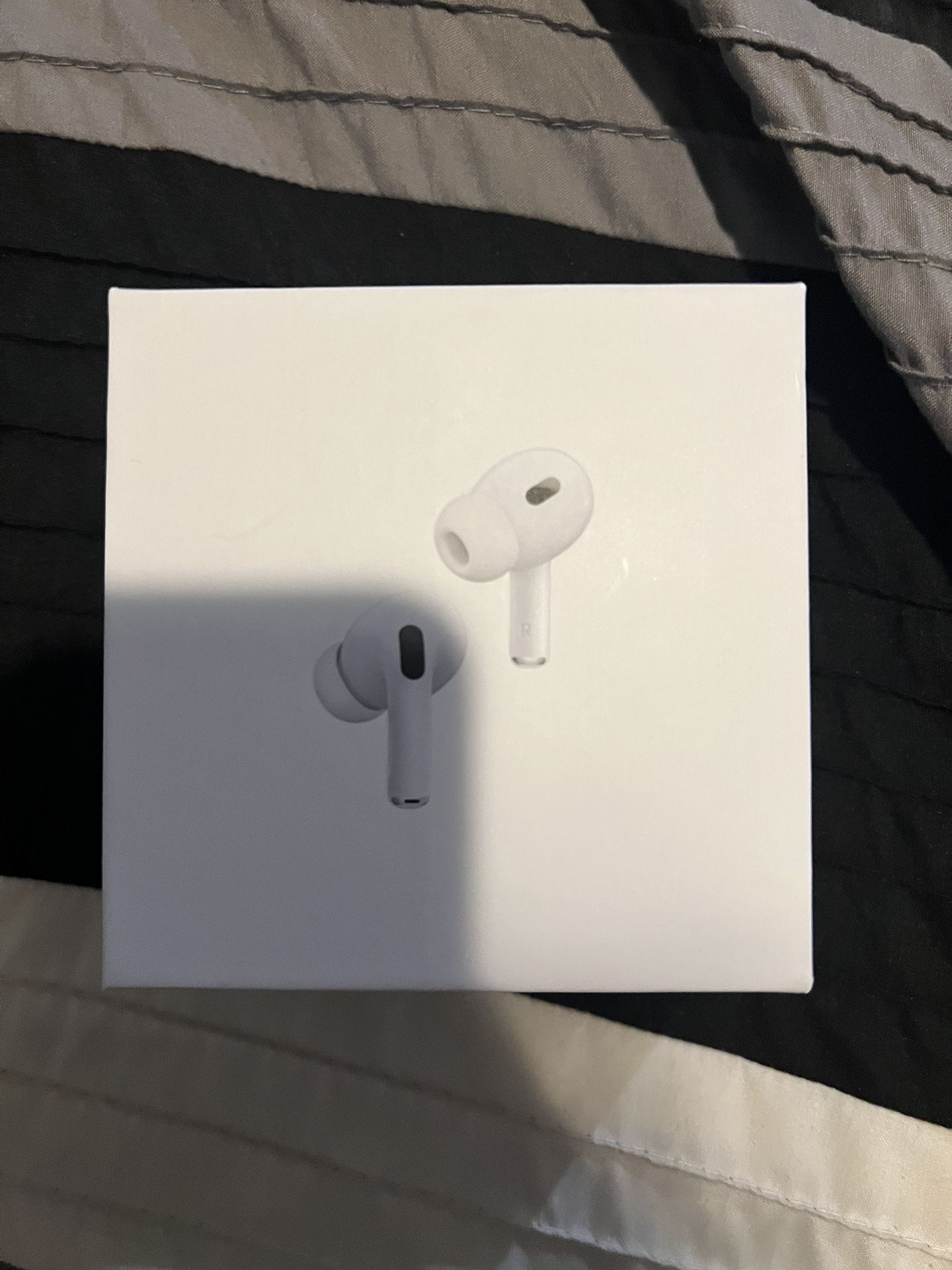 Apple airpod pros generation 2