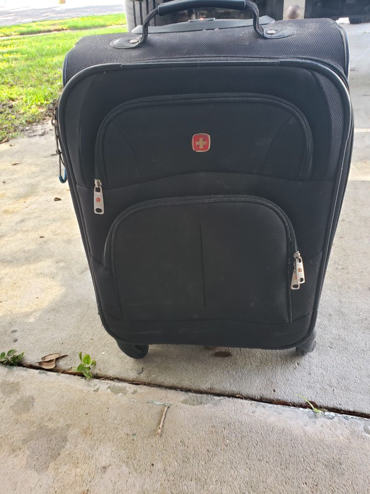 Carry on luggage $5