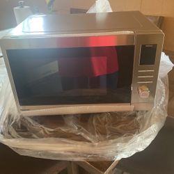 Microwave Oven 