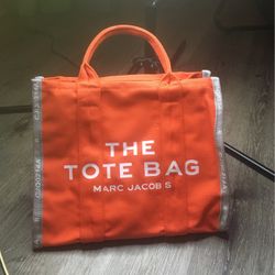 The Tote Bag 