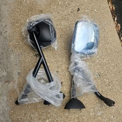 Hood Mirror International