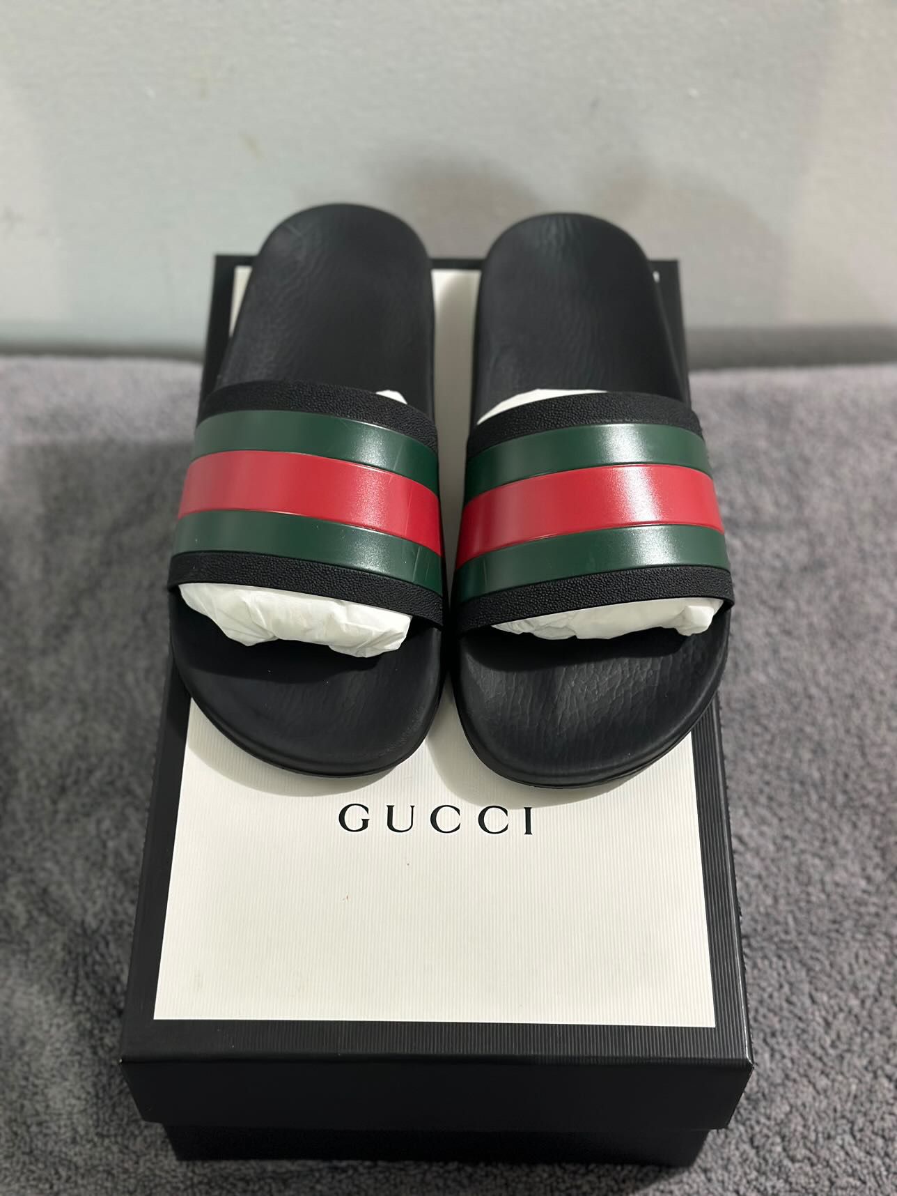Gucci Slides for Sale in Bronx, NY - OfferUp