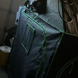Grow tent