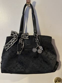 Original Vintage y2k coach  $85 Firm Price 