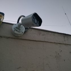 Security Cameras ⭐⭐⭐⭐⭐