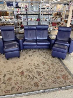Sectional recliners with ottomans