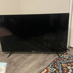 Element 24” 720p Xumo TV