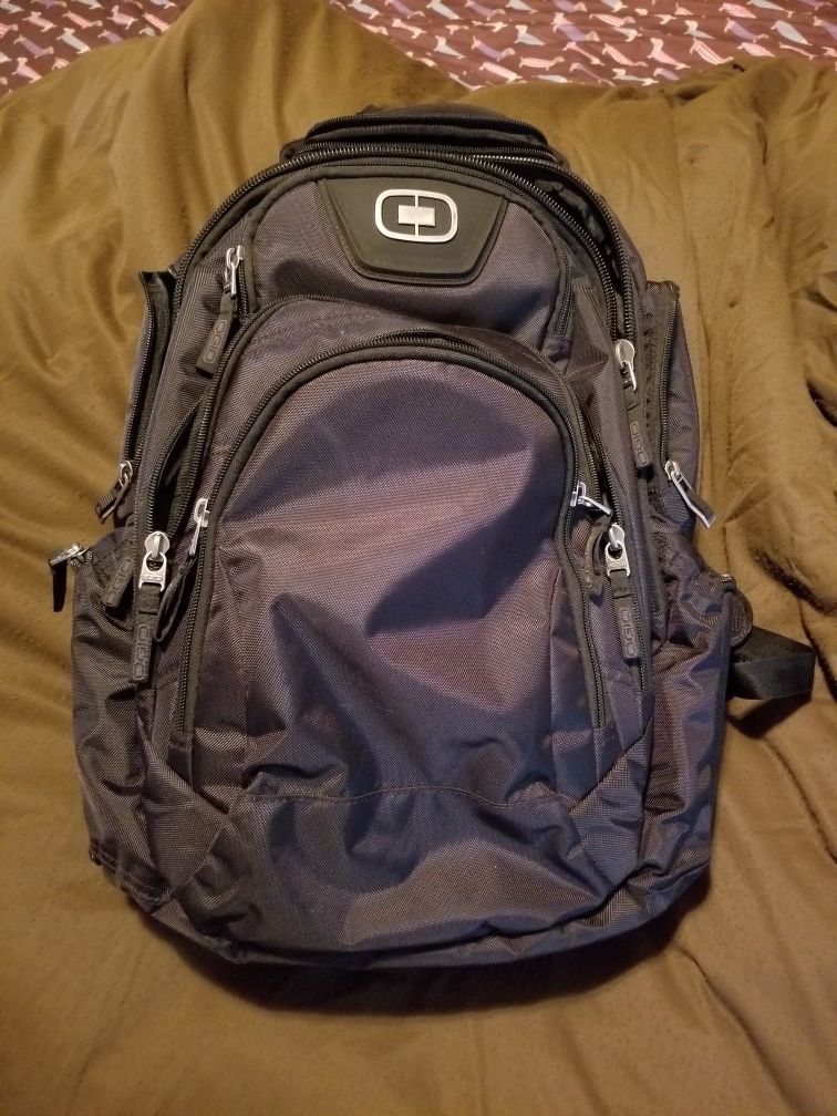 Ogio Renegade RSS 17 laptop backpack