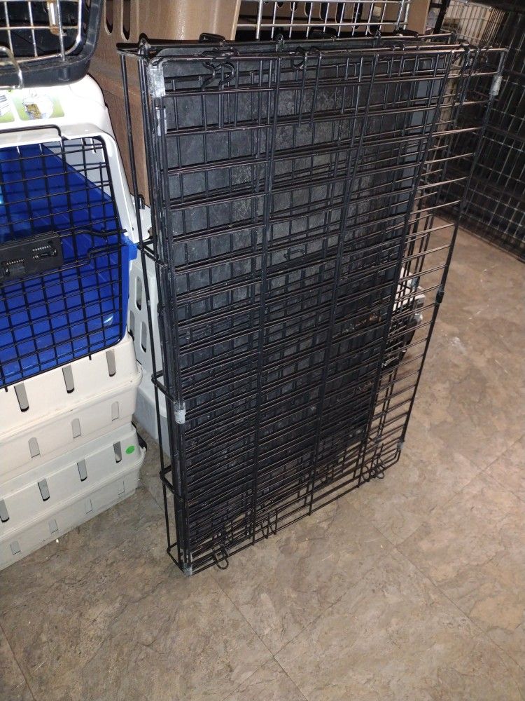 Med Size 30" Dog Kennel