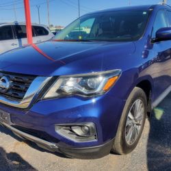 2017 Nissan Pathfinder From $ 1490 Down