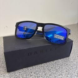 Oakley Holbrook Sunglasses 