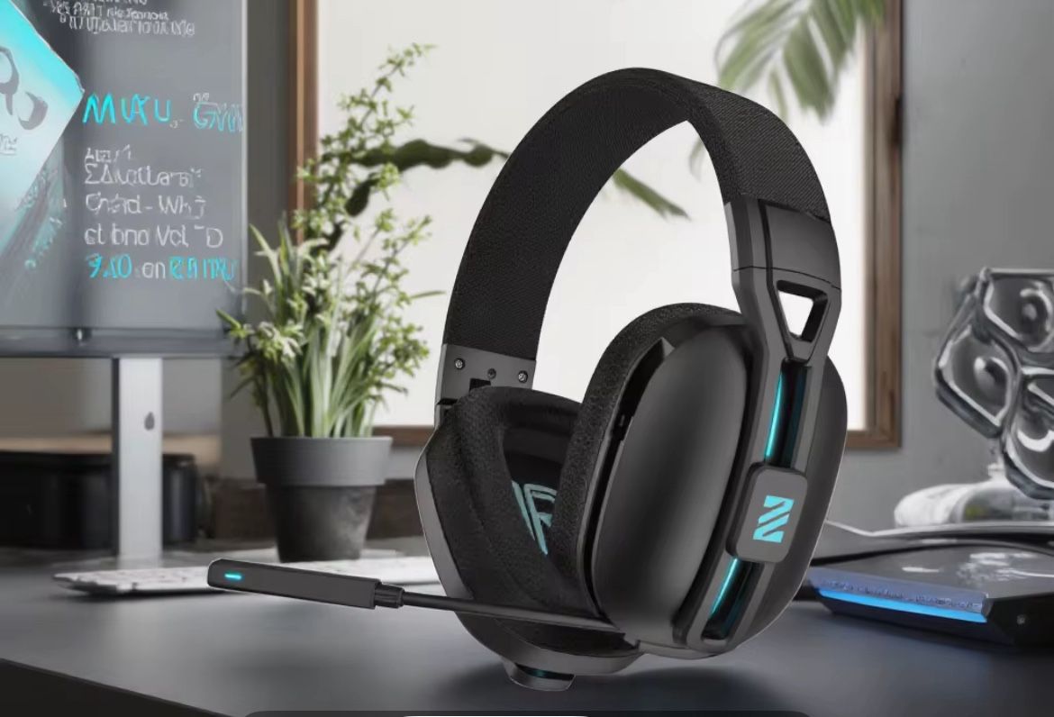 Gaming Headset CLS-M600, Wireless Bluetooth Gaming Headphones with RGB Lighting, Black, Compatible with PC, Consoles, Phone
