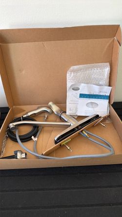 Brushed Nickel Kitchen Faucet with Pull-Out Sprayer