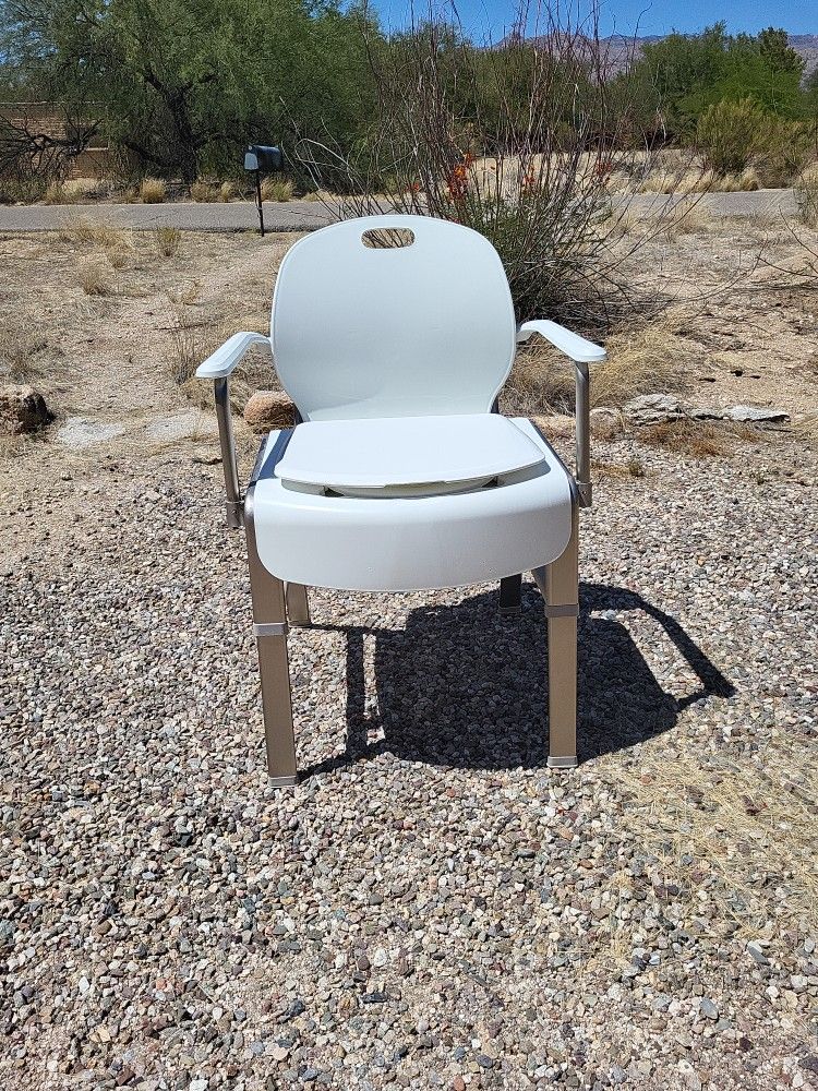 Commode