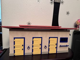 Stable SCHLEICH Made Is Germany. 1999  