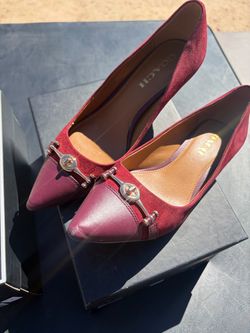 Coach Lauri pumps