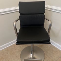 Braiding/Salon Chair