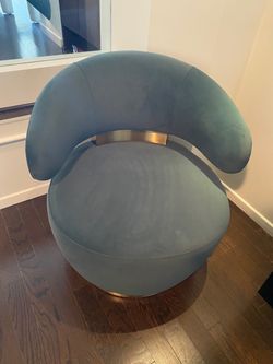 Swivel chair upscale modern design