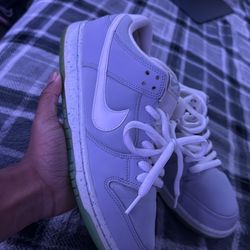 Marty McFly SB dunks size 9