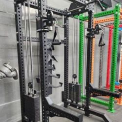 #*ULTIMATE POWER RACK FUNCTIONAL TRAINER WITH DUAL SIDE PULLEYS, 400 LBS STACK WEIGHTS, MULTI GRIP PULL UP BAR ( BRAND NEW IN THE BOX)