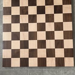 18” Square Chess Board -checkerboard. Great Condition