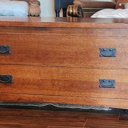 Oak Chest