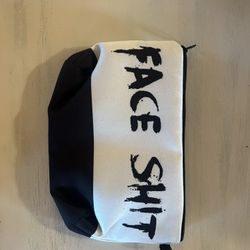 15 BRAND NEW MAKE UP BAGS 