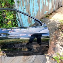 2025 Chevy trax right front door