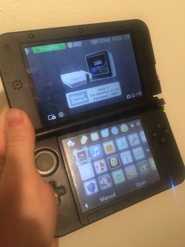 3DS XL - It works, broken hinge