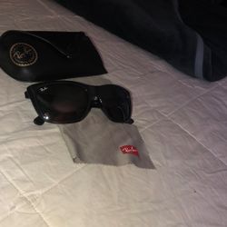 Ray Ban