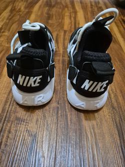 Woman's shoes